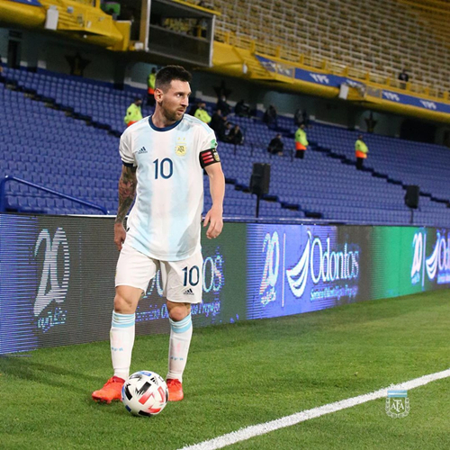 أهدافريالمدريدوبرشلونةالآنصراعالعمالقةفيالدوريالإسباني