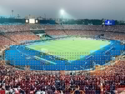 فيلمكرةقدمأمريكيةقصةالإثارةوالتحديعلىالشاشةالكبيرة